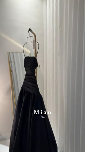 فستان قمر اسود