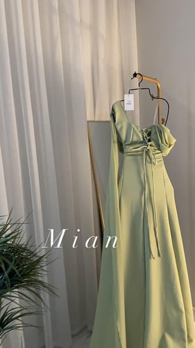 فستان نسائم