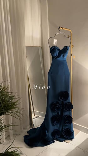 فستان كارما