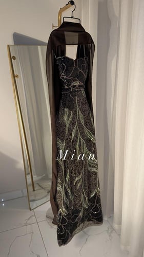 فستان انورا