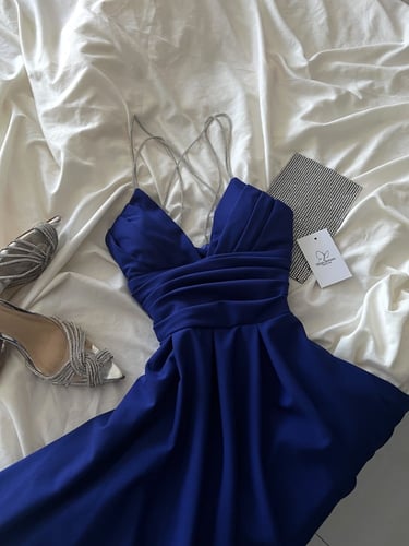 فستان الاناقة ازرق