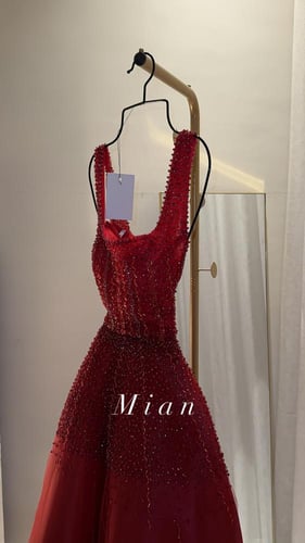 فستان كلارا