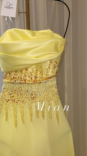 فستان فرستان اصفر