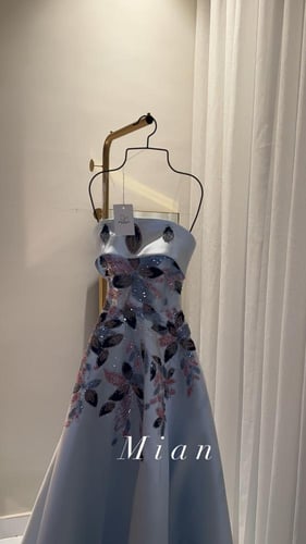 فستان كاميليا