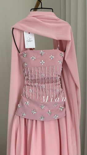 فستان كاليري