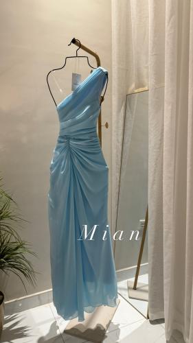 فستان باربي سماوي