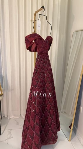 فستان فيرساتشي