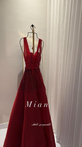 فستان كلارا