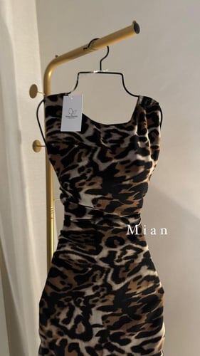 فستان تايقر