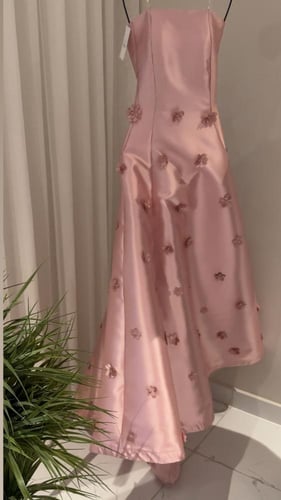 فستان نارلا