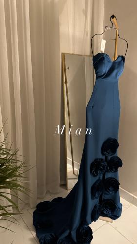 فستان كارما