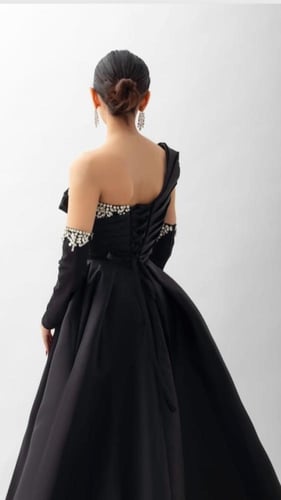 فستان اكرام