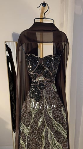 فستان انورا