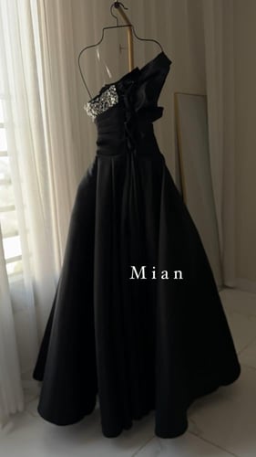 فستان اكرام