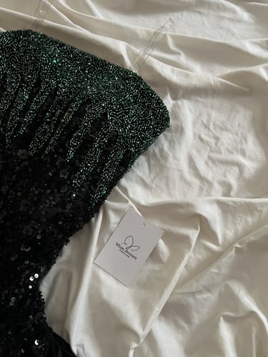 فستان نارفين