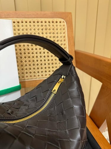 Wallace بوتيقا