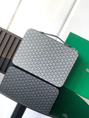 حقيبة لابتوب قويارد