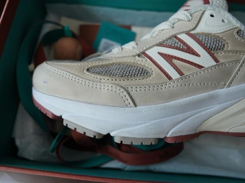 لوربيانا x نيو بالانس