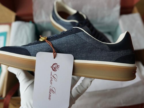 لوروبيانا Tennis walk