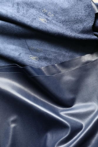 شانيل hobo كحلي