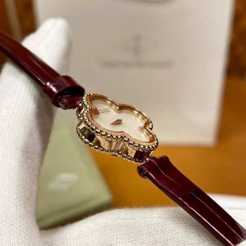 ساعة فان كليف