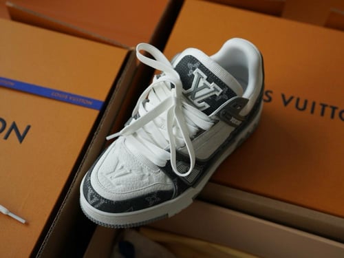 ‏ Trainer للجنسين