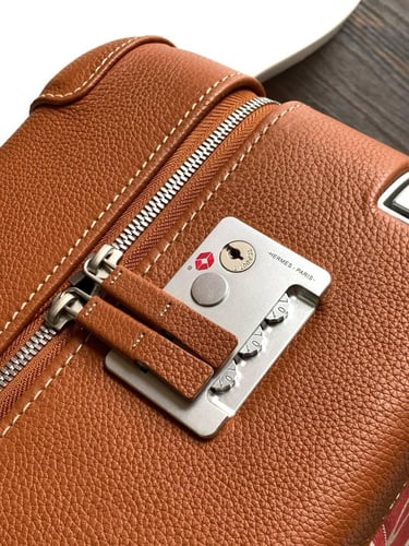 حقيبة سفر ايرميز