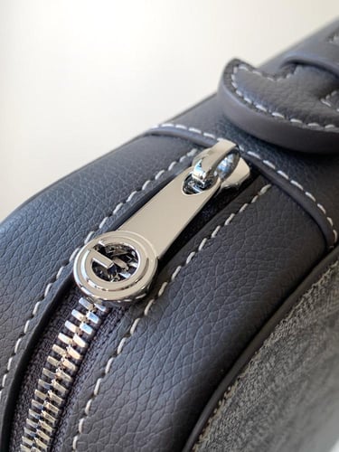 حقيبة لابتوب قويارد