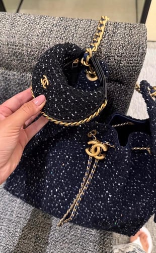 شانيل hobo small أسود