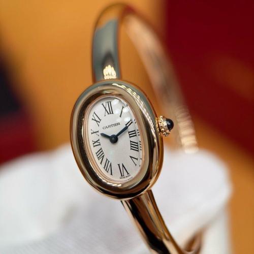 ساعة Baignoire miniروز قولد