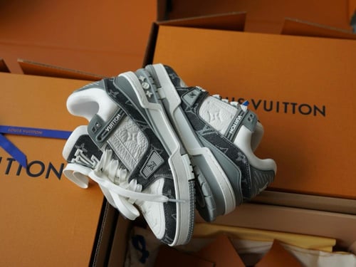 ‏ Trainer للجنسين