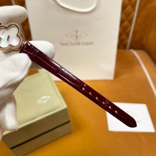 ساعة فان كليف