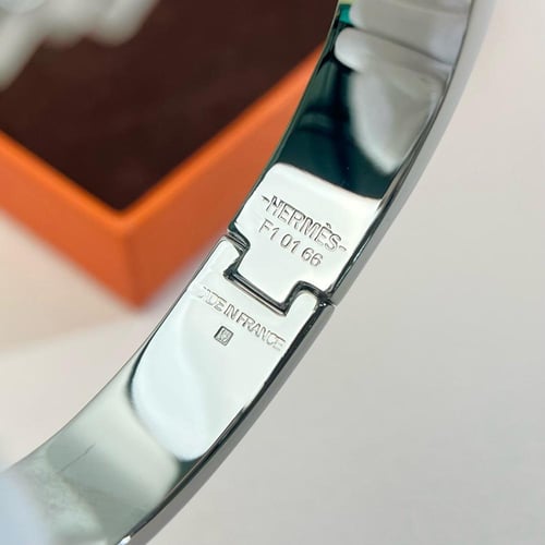 سوار clic هرميز