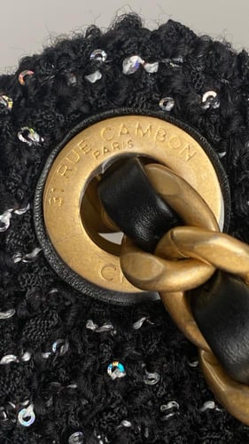 شانيل hobo small أسود