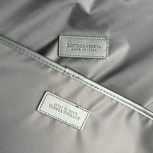 حقيبة سفر بوتيقا