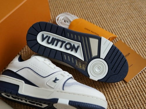 Trainer 24 Lv للجنسين