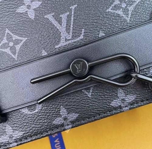 Lv STEAMER MESSENGER