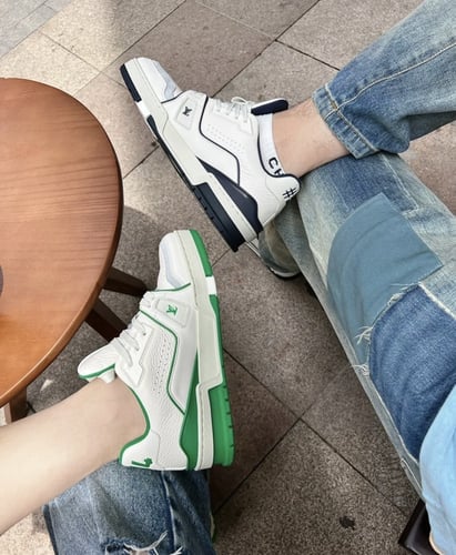 Trainer 24 Lv للجنسين