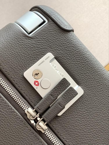 حقيبة سفر ايرميز