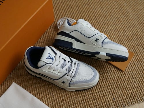 Trainer 24 Lv للجنسين