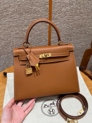 Kelly 25 إيبسوم