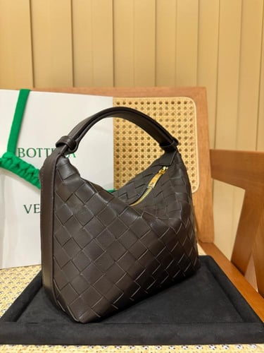 Wallace بوتيقا