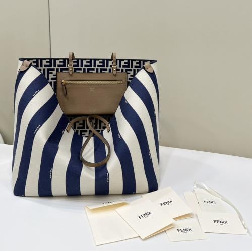 Fendi tote