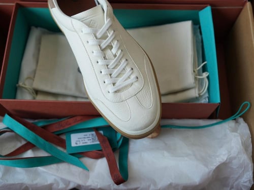 لوروبيانا Tennis walk