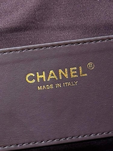 شانيل hobo بني داكن