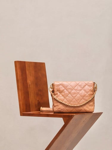 ‏montebello شانيل