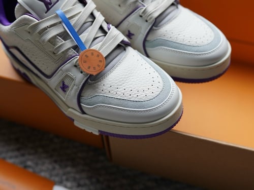 Trainer 24 Lv للجنسين