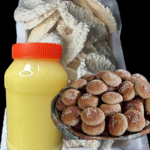 سمن غنم 1ك وأقط 1ك وتنكة كليجا حائل 2ك