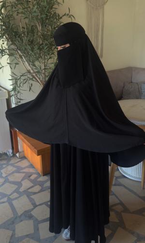 خمار اسود بدون طرحه. ( قصير)