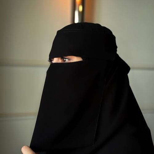 نقاب طبقه وسط (ربط عريض)